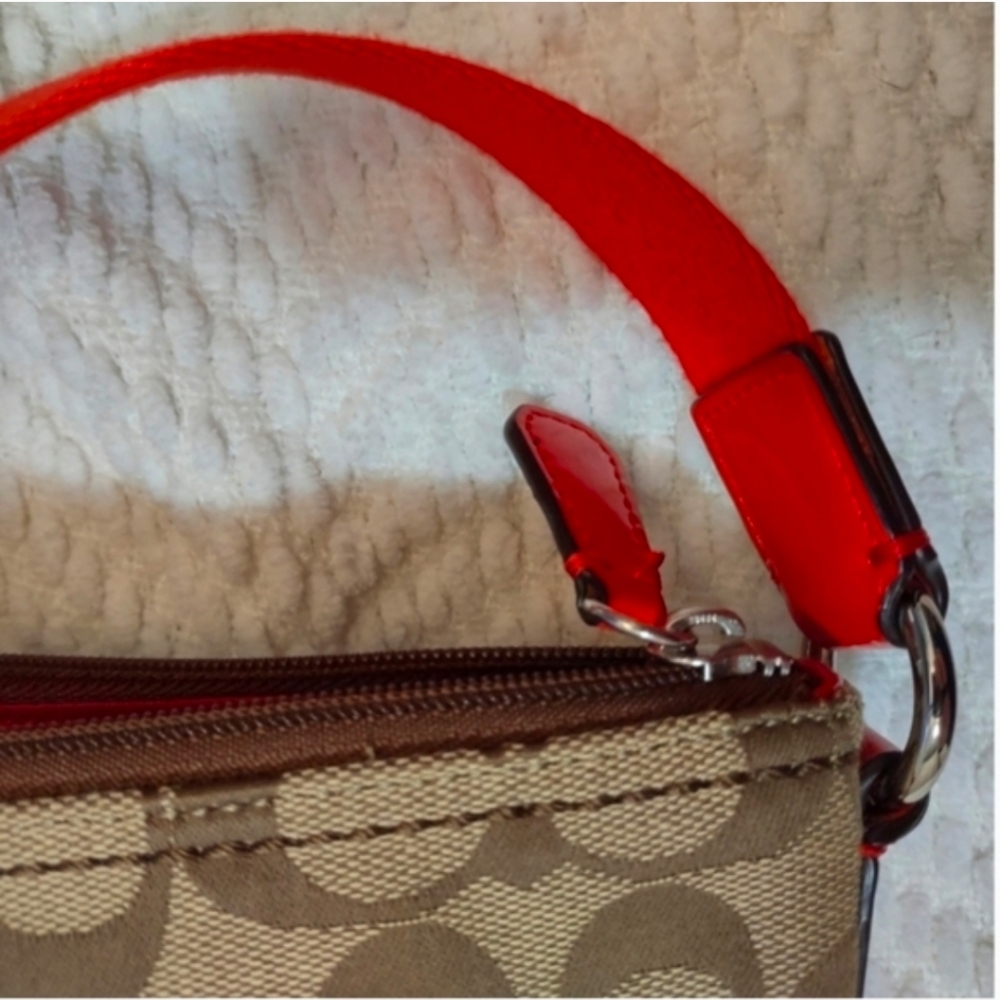 Coach Crossbody - Picture 4 of 10